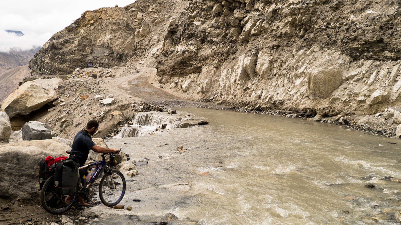 Cycling the Indian Himalaya - Gerard Castellá