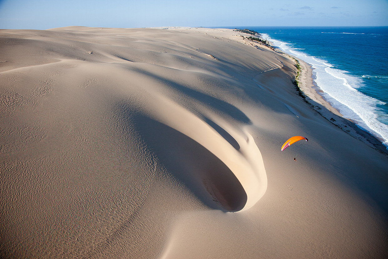 long-dunes-with-paraglider - Photo by Jody MacDonald