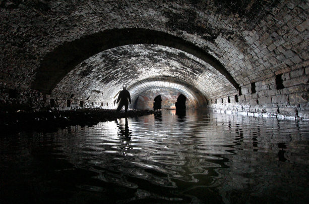 Under the outdoor city